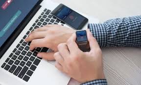 UX for Wearables: Designing User-Friendly Wearable Devices