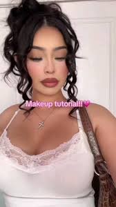 Esme Marquez (em050805)