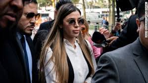 El chapo is thrilled about his forbes list placement until a betrayal brings down one of his best men. M9tm4e Rhn Xdm