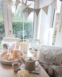 erstmal eine teepause hyggeligwohnen was gibt es schoneres als bei regenwetter und bewolktem himmel eine tasse tee hygge creative home decor vintage cottage