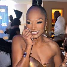 Krista Kris Lloyd Hawkins (@lovekrislloyd) • Фото и видео в Instagram