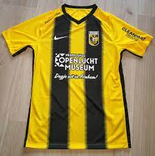 Demnächst finden sie hier auf trikotshop.net auch das neue trikot von vitesse arnheim für die saison 2016 / 2017. Vitesse Arnhem Home Baju Bolasepak 2019 2020 Sponsored By Openlucht Museum