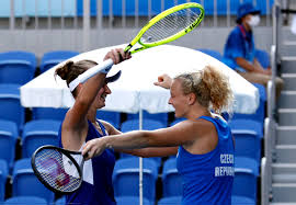 After a thorough analysis of stats, recent form and h2h through betclan's algorithm, as well as, tipsters advice for the match krejcikova/siniakova vs bencic/golubic this is our prediction: 7jchmet6i Chhm