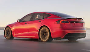 Just look at the specs: Tesla Model S X Mit Neuem Interieur Optimiertem Antrieb Ecomento De