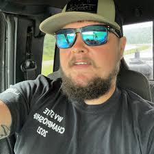 Caleb Winnell (@caleb.winnell) • Facebook