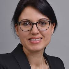 Sandra Studer's Instagram, Twitter & Facebook