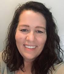 Lisa Huskey's Instagram, Twitter & Facebook