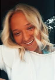 Callie Harrington's Instagram, Twitter & Facebook