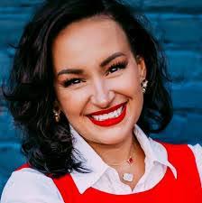 Savanah Petersen's Instagram, Twitter & Facebook