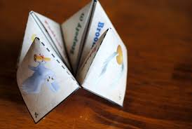Bestreiche die sich überlappenden flächen dafür mit einem klebestift und drücke sie für einen moment zusammen. Harry Potter Origami Sorting Hat Free Printable