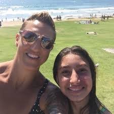 Kim Lester's Instagram, Twitter & Facebook