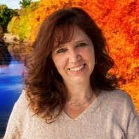 Lynette Byers's Instagram, Twitter & Facebook