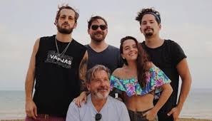Ricardo montaner junto a su hija evaluna. No Sabiamos Que Hacer Ricardo Montaner Y El Mensaje A Su Hijo Mau Por Su Cumpleanos La 100
