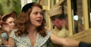 She received further recognition for starring in the films warm bodies (2013), lights out (2016), hacksaw ridge (2016), and berlin syndrome (2017). Teresa Palmer Auditioned Via Iphone For Mel Gibson Directed Hacksaw Ridge Daily Mail Online