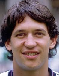 Gary Winston's Instagram, Twitter & Facebook