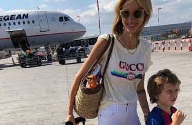 Η σοφία αποφασίζει να μαθητεύσει πλάι στη στυλίστρια του «sex & the city». Sofia Karbela Patrisnews Efhmerida Patris Hleias