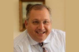 Leonard Carr's Instagram, Twitter & Facebook