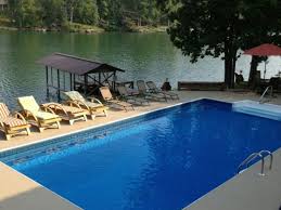 This 3 bedroom 2 bath 1250 sq ft condo is completely furnished with all of the conveniences of home. Rental Listing X Large Pool X Large Lake Home X Large Time