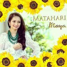 Potong bunga pada tahap ini sehingga bunga dapat bertahan selama mungkin di vas (biasanya 5 hari, tetapi beberapa varietas dapat bertahan lebih lama). Matahari Maya Song Lyrics And Music By Maya Matahari Mya Arranged By Lana Quinn On Smule Social Singing App