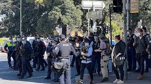 In nsw, cases climbed to 478 on monday with seven deaths as the delta strain continued to spread through the city, however there has been no curfew imposed as yet, making melbourne the only. Vz8fp8buiwgqbm