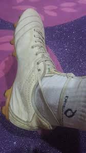 Kali ini trik ikat tali sepatu biasa yang simple namun tetap kece dan keren. 15 Life Hacks Yang Orang Buat Untuk Bagi Kasut Bola Jadi Perfect