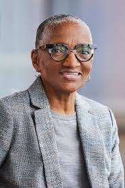 Thea James's Instagram, Twitter & Facebook