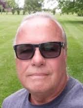 Leslie Holbrook's Instagram, Twitter & Facebook