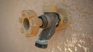 The woodford 10wa hydrant is actually a y34 iowa yard hydrant and was first manufactured in the state of iowa back in 1929. How To Repair A Woodford Model 17 Outdoor Faucet Youtube