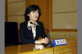 참여연대도 김외숙 靑 인사수석 경질해야. ê¹€ì™¸ìˆ™ ê²°í˜¼ êµìˆ˜ ë²•ì œì²˜ìž¥ ìž¬ì‚°