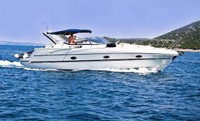 Mastercraft is a boat builder in the marine industry that offers boats for sale in differing sizes on boat trader, with the smallest current boat listed at 19 feet in length, to the longest vessel measuring in at 28 feet, and an average length of 22.99 feet. Boat Values And Pricing Guide Boat Trader Blog