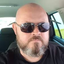 Robert Korpa(L)ski (@RobertKorpalski)