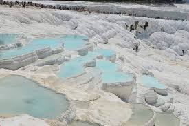 Pamukkale geçen yılın aynı ayında ise 2 milyon 189 bin kişi ziyaret etmişti. Pamukkale