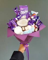 Pinterest Lowkeyy Wifeyy I Love This Set Up Candy Bouquet Diy Chocolate Flowers Bouquet Candy Bouquet