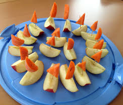 Apfelschiffchen Kindergeburtstag Essen Deko Lustig Essen Essen Fur Kinder