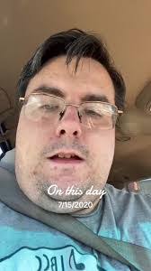 Alex Smiley's Instagram, Twitter & Facebook