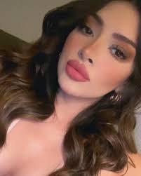 Regina Sandoval's Instagram, Twitter & Facebook