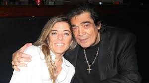 Born in buenos aires, he initially worked as a shoe cobbler before becoming famous as a bolero singer in the 1970s. El Dolor De Marina Rosenthal La Viuda De Cacho Castana Quiero No Sentir Mas Su Ausencia Da La Nota