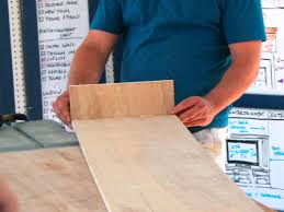 Doppia cornice a scatto senza fondo. How To Build A Wooden Window Valance Hgtv