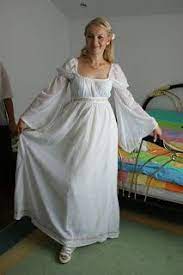 Rochie maternitate pentru vara, din dantela, moderna, sofisticata, o rochie pentru gravide, ideala pentru sedintele foto cu viitoarele mamici. Rochii De Mireasa Din Panza Topita Google Search Dresses Long Wedding Dresses Wedding Dresses