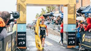 Blummenfelt was part of a huge group of almost 40 that came off the 40km bike leg together but kept. Kristian Blummenfelt Dominates For Super League Jersey Win Elite News Tri247 Com