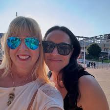 It's been six months since we've seen each other, but we picked up right  where we left off. I love ❤️ this woman @estherylogan. Not only is she a  great friend, remarkable