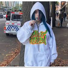 December 18, 2001), known professionally as billie eilish, is an american singer and songwriter born and raised in los angeles, california. Bershka Billie Eilish Bershka ã‚³ãƒ©ãƒœ ãƒ'ãƒ¼ã‚«ãƒ¼ã®é€šè²© By Dudu S Shop ãƒ™ãƒ«ã‚·ãƒ¥ã‚«ãªã‚‰ãƒ©ã‚¯ãƒž