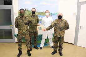 Usa, eu, gb, singapur) und mit welchen unternehmen wir dabei zusammenarbeiten, finden sie in unserer datenschutzerklärung. Agaplesion Diakonieklinikum Rotenburg Spende Von Soldaten Der Bundeswehr Rotenburg Fur Die Kinderklinik Des Agaplesion Diakonieklinikums Rotenburg