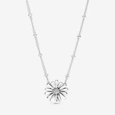 Die pandora ketten im sale sind aus silber und glänzen faszinierend im licht und lenken den blick auf den anhänger, der bei jeder kette im mittelpunkt steht. Pandora Pave Ganseblumchen Collier Halskette 398964c01 Time By Winkler