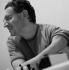 ch_april2011i_Layout 1