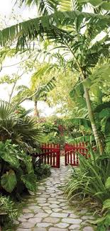Raymond Jungles Hunt For Design Garden Design Magazine Garden Design Beautiful Gardens