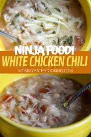 Ninja Foodi White Chicken Chili Slow Cooker Recipe In 2020 Slow Cooker Chili White Chicken Chili Slow Cooker White Chicken Chili