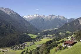 Romantic, alpine village with ski resorts nearby. Pinzger Stubn Hotel In Wald Im Pinzgau