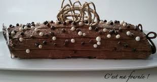 C Est Ma Fournee Buche Au Chocolat Buche Au Chocolat Chocolat Biscuit De Noel