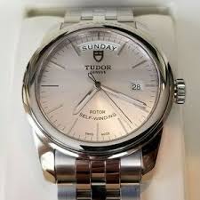 Nouvelles montres tous les jours. Tudor Glamour Day Date 56000 Automatic Watch Full Kit 39mm Excellent Watchcharts